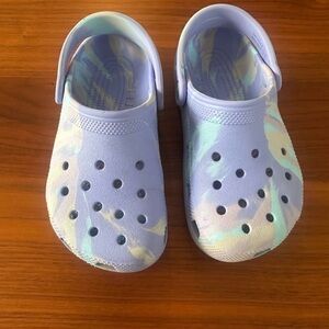 CROCS Kids Tie-Dye Light Purple & Mint Clog